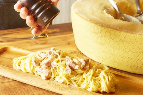 「cheese stock 新宿店」の「チーズ屋さんのカルボナーラ」