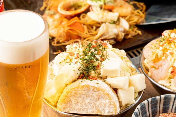 『大衆居酒屋 もんじゃ酒場 だしや 池袋東口店』の「全品もんじゃと焼鳥食べ放題&飲み放題（2時間飲み放題付き）」