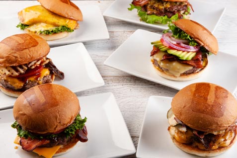 「UMAMI BURGER 青山店（ウマミ バーガー アオヤマテン）」の「ハンバーガー」