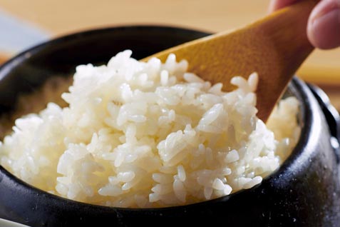 『正しい晩ごはん 白‐はく‐ 池袋東口店』の「土釜ごはん」
