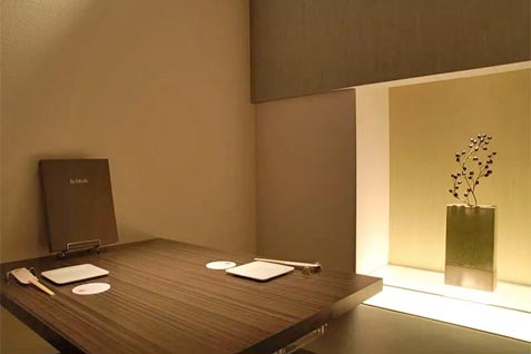 『KICHIRI Orange Label池袋東口』の個室