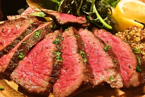 『オステリアウララ』の肉料理