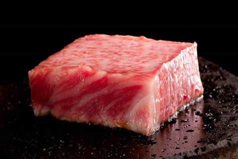 『焼肉ZENIBA 渋谷店』の溶岩焼