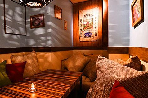 「hole hole cafe＆diner 渋谷店」の個室