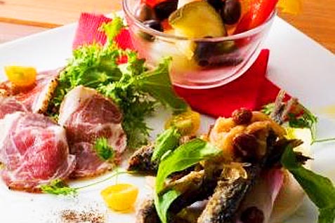 TOMBOY CAFE＆DINING 渋谷円山町店の料理一例。おしゃれな盛り付けが目を引く！