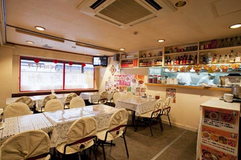 「四川料理 天府舫」店内