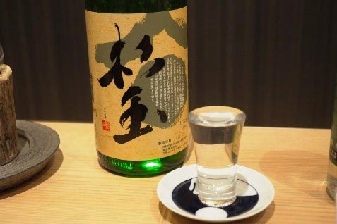日本酒「杉玉」