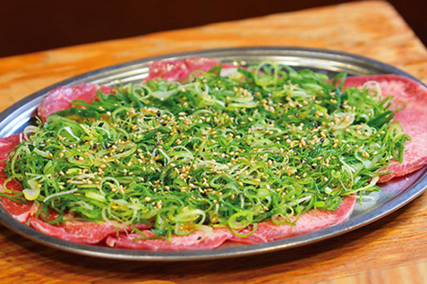 「焼肉どんどん 北新地店」の「名物ねぎタン」