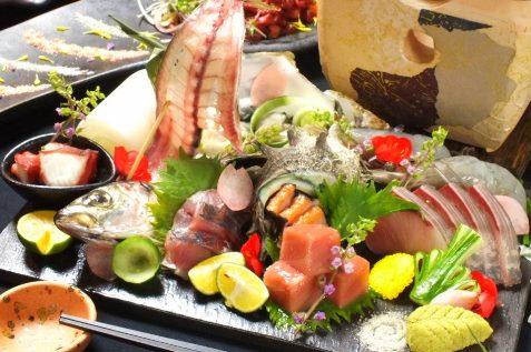 『炭焼きBAR 心 梅田店』の刺身盛合せ