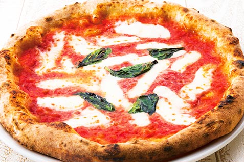 Trattoria&Pizzeria LOGIC　横浜の看板料理「究極のマルゲリータD.O.C」はピッツァの王道
