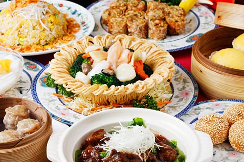 順海閣　本館の料理一例