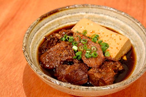 『酒場 シナトラ』の肉豆腐