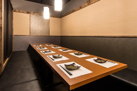 「横浜 地鶏と個室 兼政」の個室
