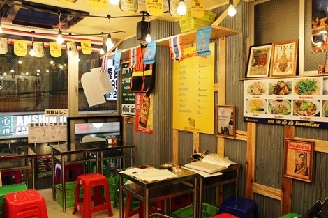 999 新橋店　店内2階