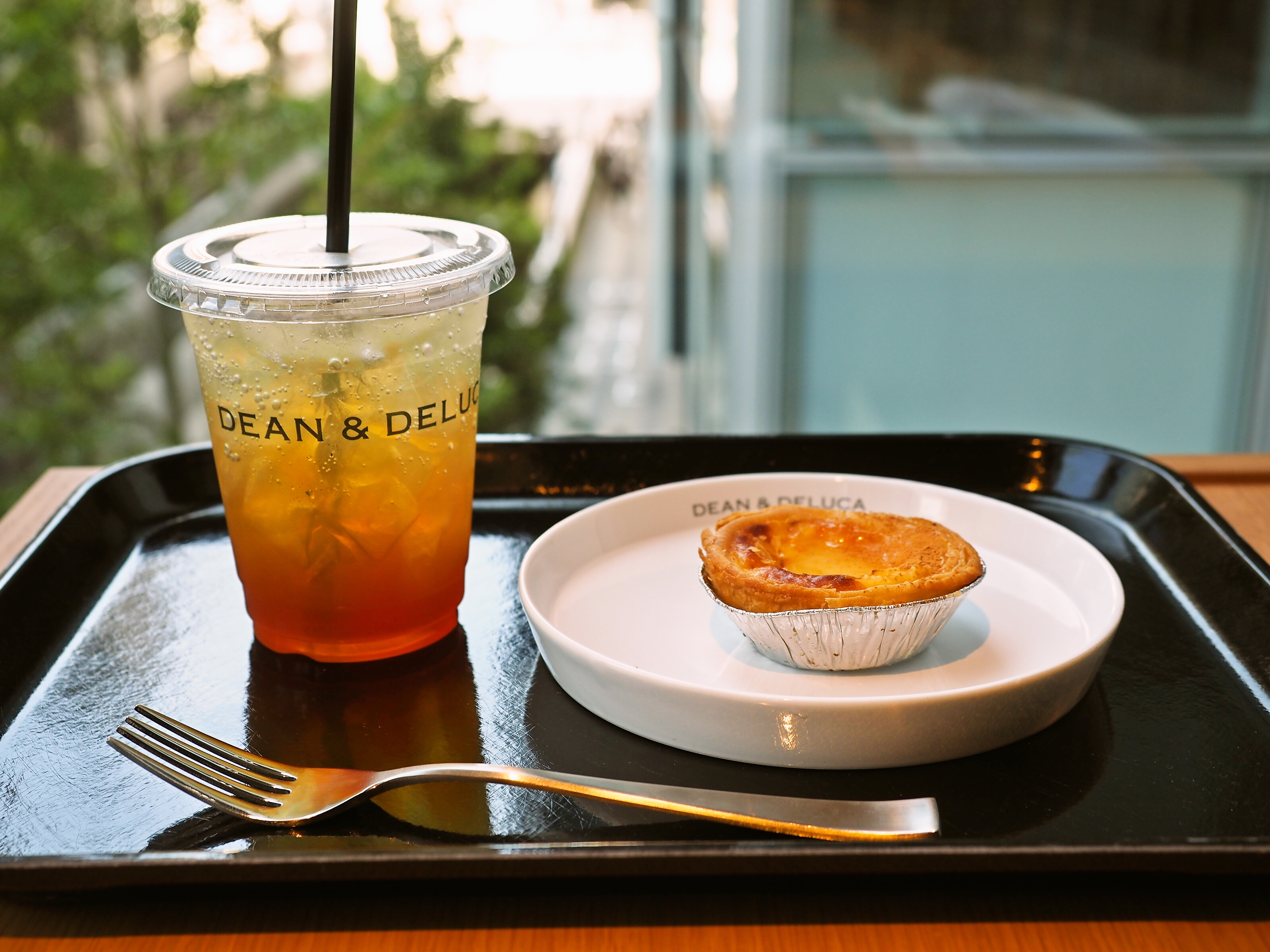 DEAN & DELUCA CAFE　タルトとティーソーダ