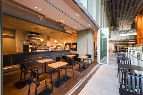 DEAN & DELUCA CAFE　店内