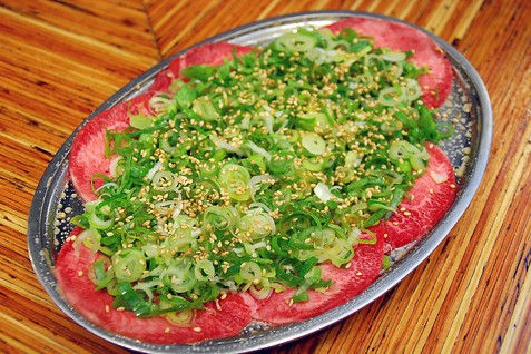 「焼肉 どんどん 北新地店」の焼肉例
