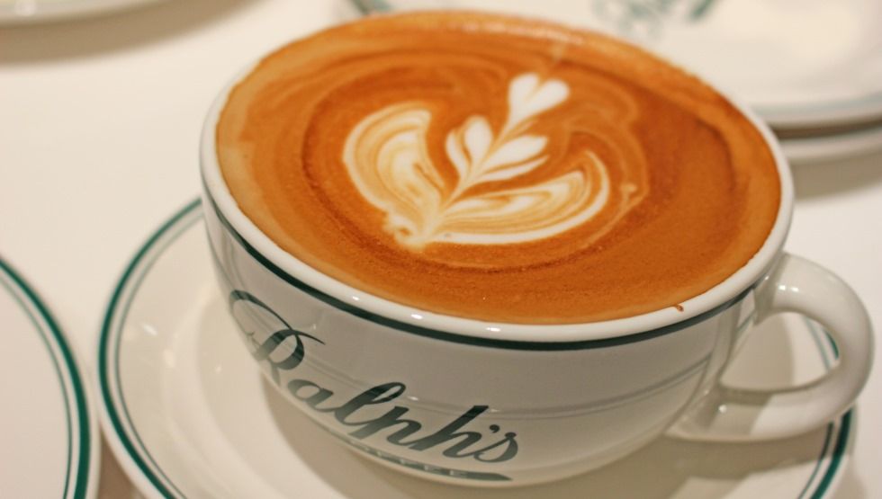 『Ralph’s Coffee（ラルフズ コーヒー）』のラテ