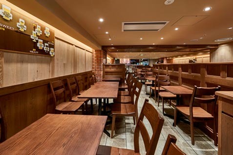 『BEER HOUSE 森卯』店内