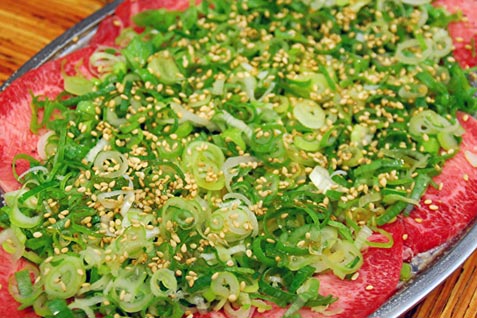 『焼肉 どんどん 北新地店』の「ねぎタン」