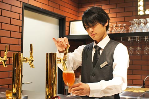 『DRAFT PUB Bevvy』の店内