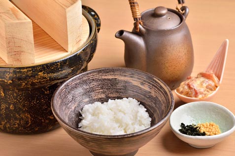 『和味和酒 Kokori』の人気「名物鯛茶漬け」