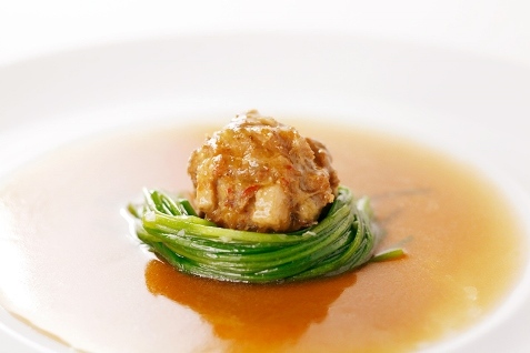 『MASA’S KITCHEN』の「蟹入り肉団子睡蓮菜添え」