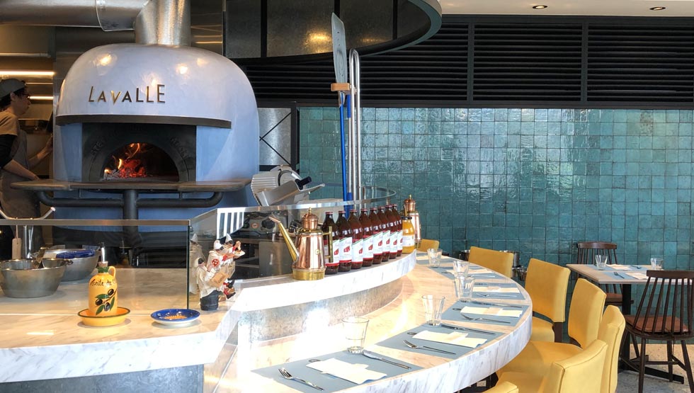薪窯焼き上げた本格ナポリピッツァが味わえる！『PIZZARIA LA VALLE di TOKYO』渋谷にオープン！