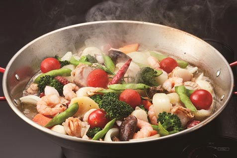 飲み放題と食べ放題でたっぷり満喫！ クラフトビールもBBQも楽しめる『森のビアガーデン』