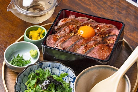 『あなたに会えてよかった。』の「広島県産コシヒカリ越宝玉の海鮮肉まぶし」