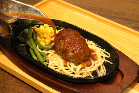 ハンバーグ屋がつくる究極のハンバーガーが誕生！ 『いしがまや GOKU BURGER』 2年間限定で表参道にオープン！