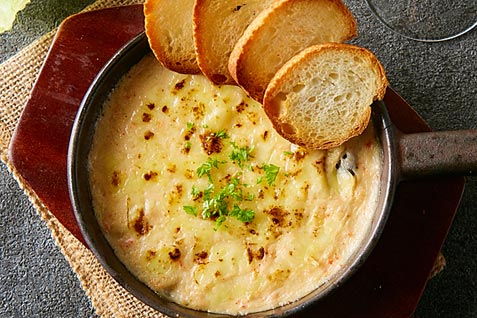 「チーズスクエア アバンティ 新宿店」の「クラブミートグラタン