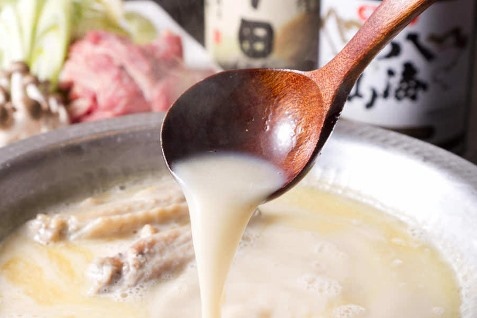 『大衆居酒屋 とりいちず 川崎仲見世通り店』の「水炊き」