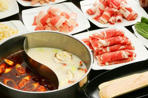 「逸品火鍋 四季海岸 池袋店」の「火鍋」