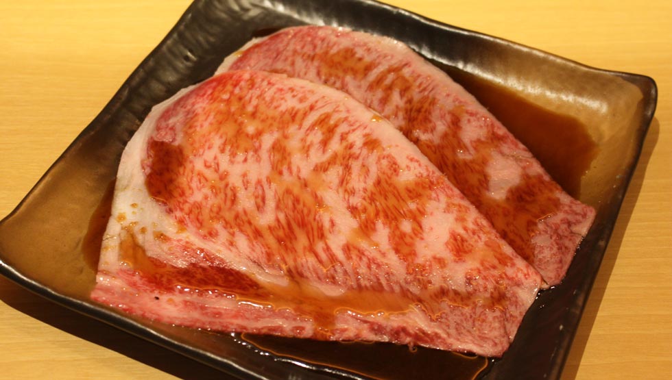 銀座の高層階で「近江牛」の焼肉を堪能！ 『にくTATSU銀座店』が銀座四丁目にオープン