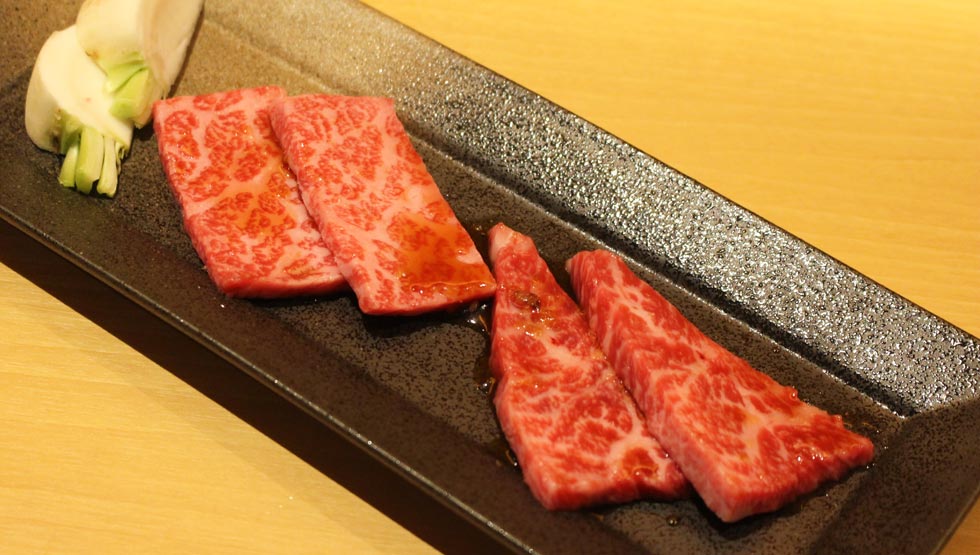 銀座の高層階で「近江牛」の焼肉を堪能！ 『にくTATSU銀座店』が銀座四丁目にオープン