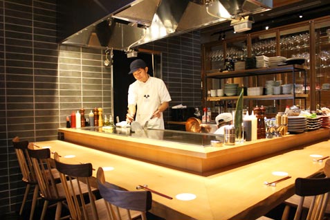 鉄板焼・お好焼 maido OSAKAきっちん。