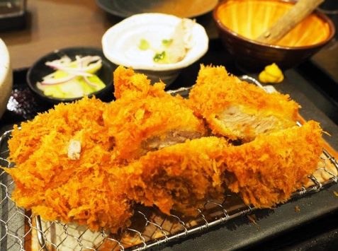 『鹿児島　黒かつ亭』のとんかつ