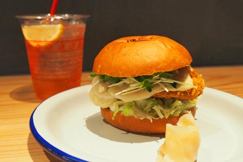 『Dell fu cious』の「昆布〆フィッシュバーガー」