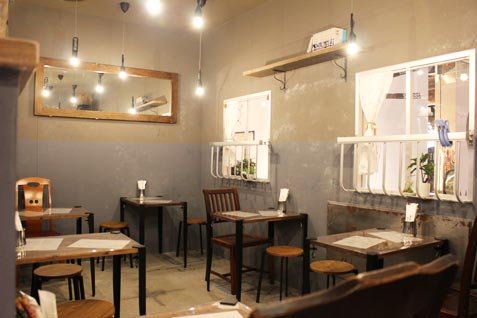 『Ata’s』の店内