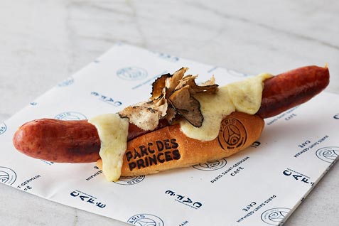 『PARIS SAINT-GERMAIN CAFE』のホットドッグ