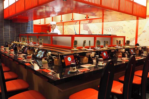 『金沢まいもん寿司』の店内