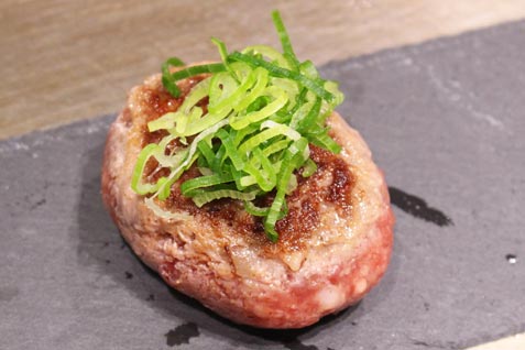 『極味や』のハンバーグ