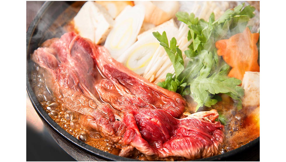 大衆馬肉酒場『三村』が上野駅前にオープン！ 馬刺も肉桜鍋も馬焼きも… 1/15・16は料理が全品半額！