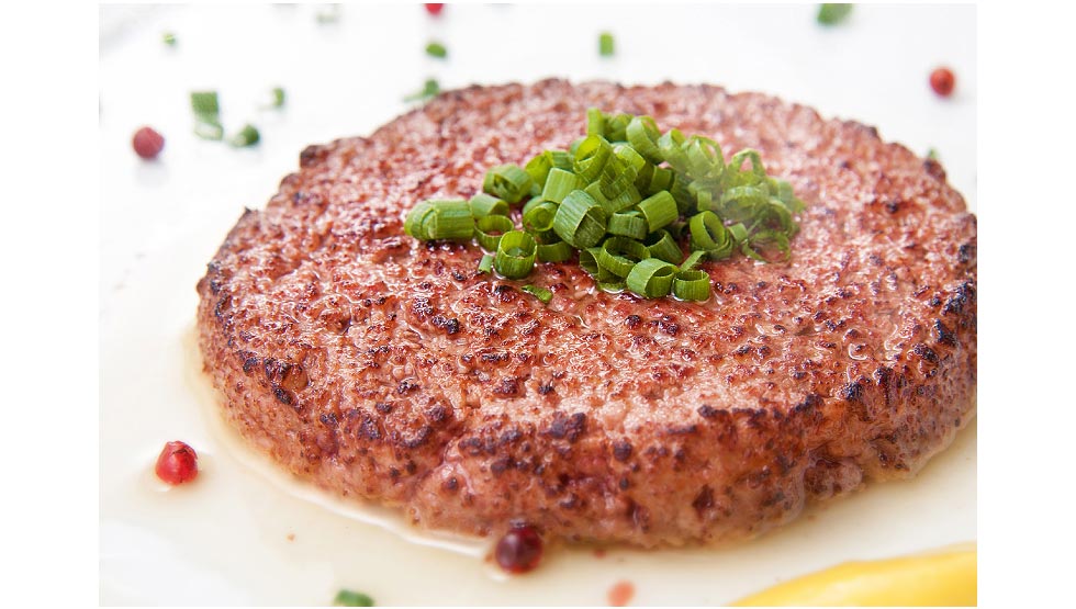 大衆馬肉酒場『三村』が上野駅前にオープン！ 馬刺も肉桜鍋も馬焼きも… 1/15・16は料理が全品半額！
