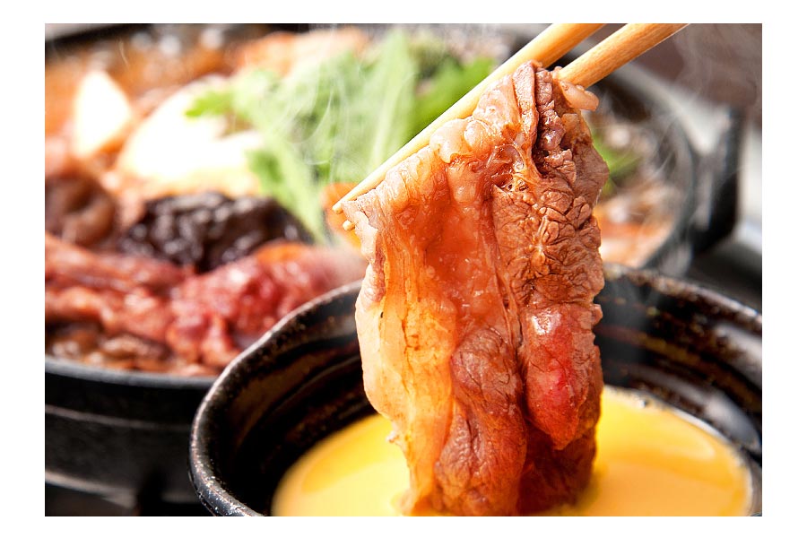 大衆馬肉酒場『三村』が上野駅前にオープン！ 馬刺も肉桜鍋も馬焼きも… 1/15・16は料理が全品半額！