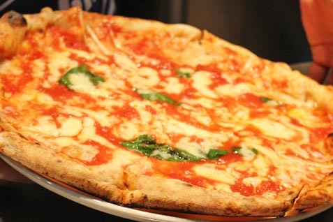『Gino Sorbillo Artista Pizza Napoletana』のピッツァ