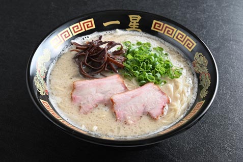 『JAPAN RAMEN FOOD HALL（ジャパン ラーメン フードホール）／博多 一星』の自信作「豚骨らーめん」