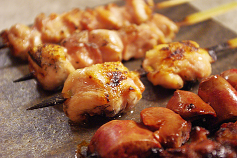 『炭火焼鳥 上野広小路 鳥恵』の「焼き鳥」