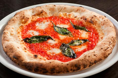 「Trattoria&Pizzeria LOGIC 池袋東口店」の「マルゲリータ」